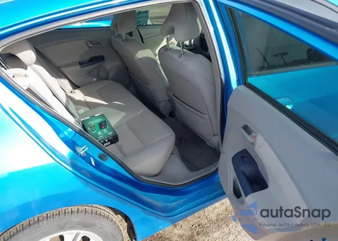 2010 Honda Insight Ex z USA, uszkodzony, nr VIN JHMZE2H71AS032904